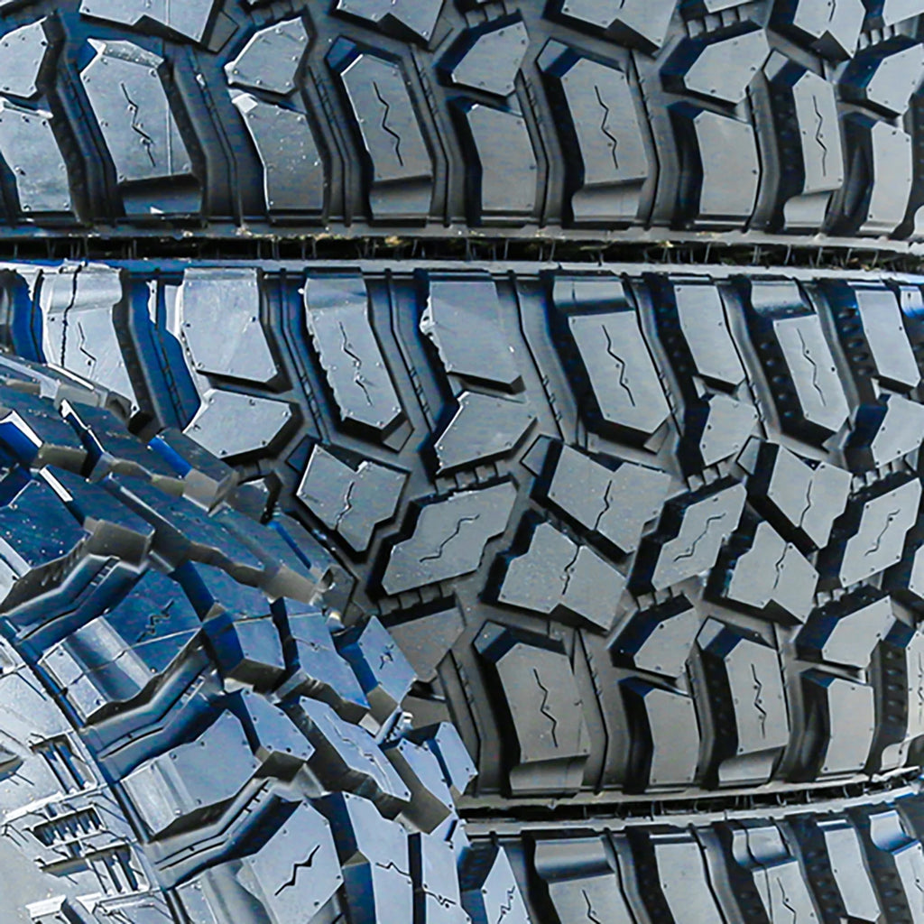 Set of 4  Discoverer STT Pro 33X12.50R15 108Q C 6 Ply M/T Mud Light Truck Tires