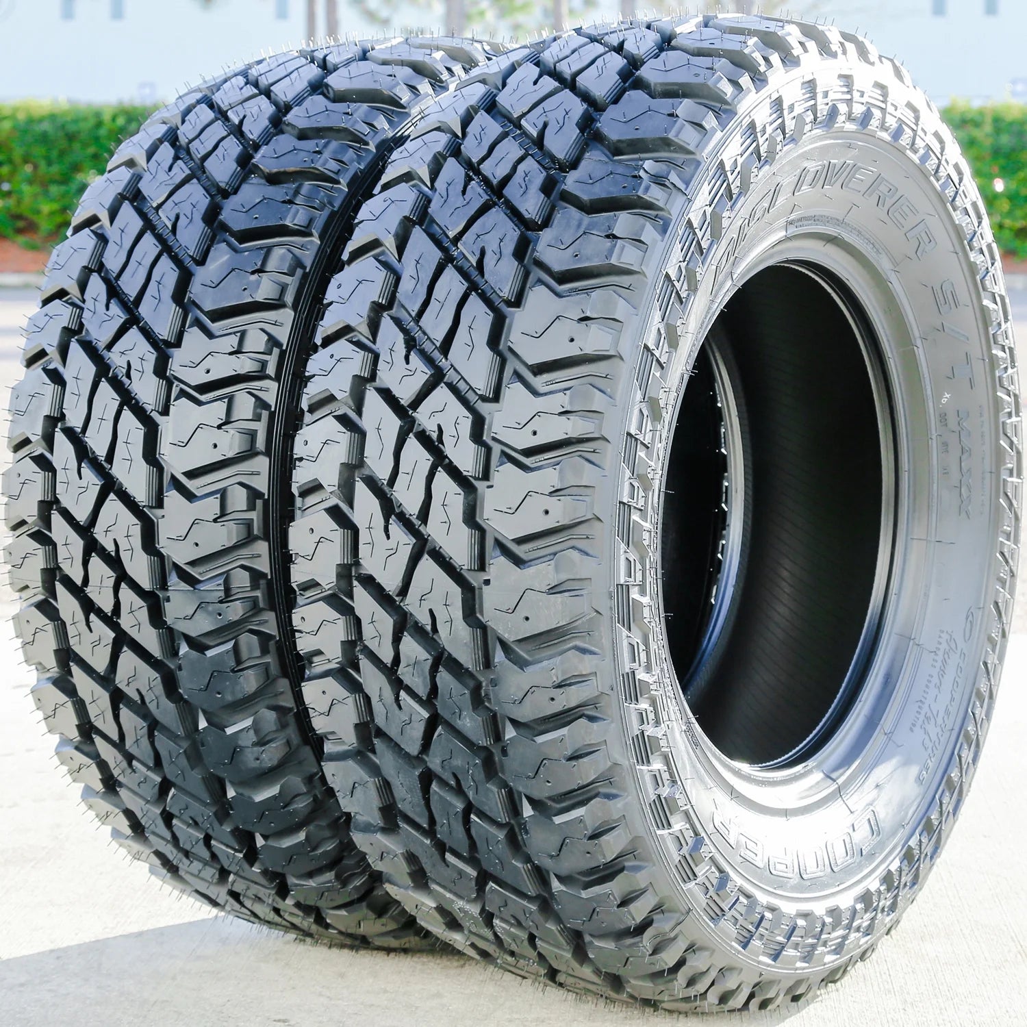 Set of 4 (FOUR)  Discoverer S/T Maxx LT 275/70R18 125/122Q E 10 Ply MT M/T Mud Tires Fits: 2022-23 Chevrolet Silverado 1500 ZR2