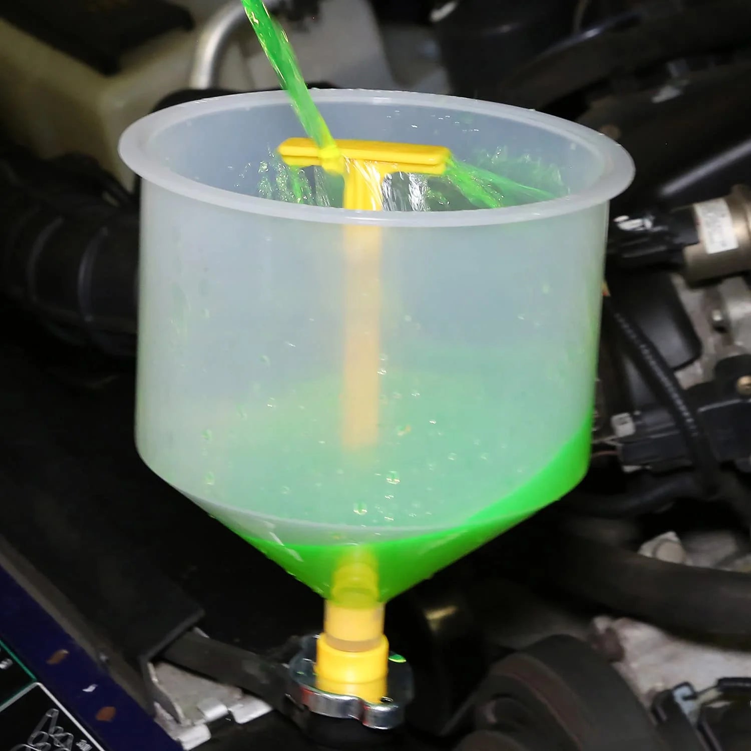 15 PCS No-Spill Coolant Funnel Kit Radiator Funnel Burping Kit Funnels for Filling Bottles Universal Fitment Aplicable to Any Vehicle Funnels for Automotive Use