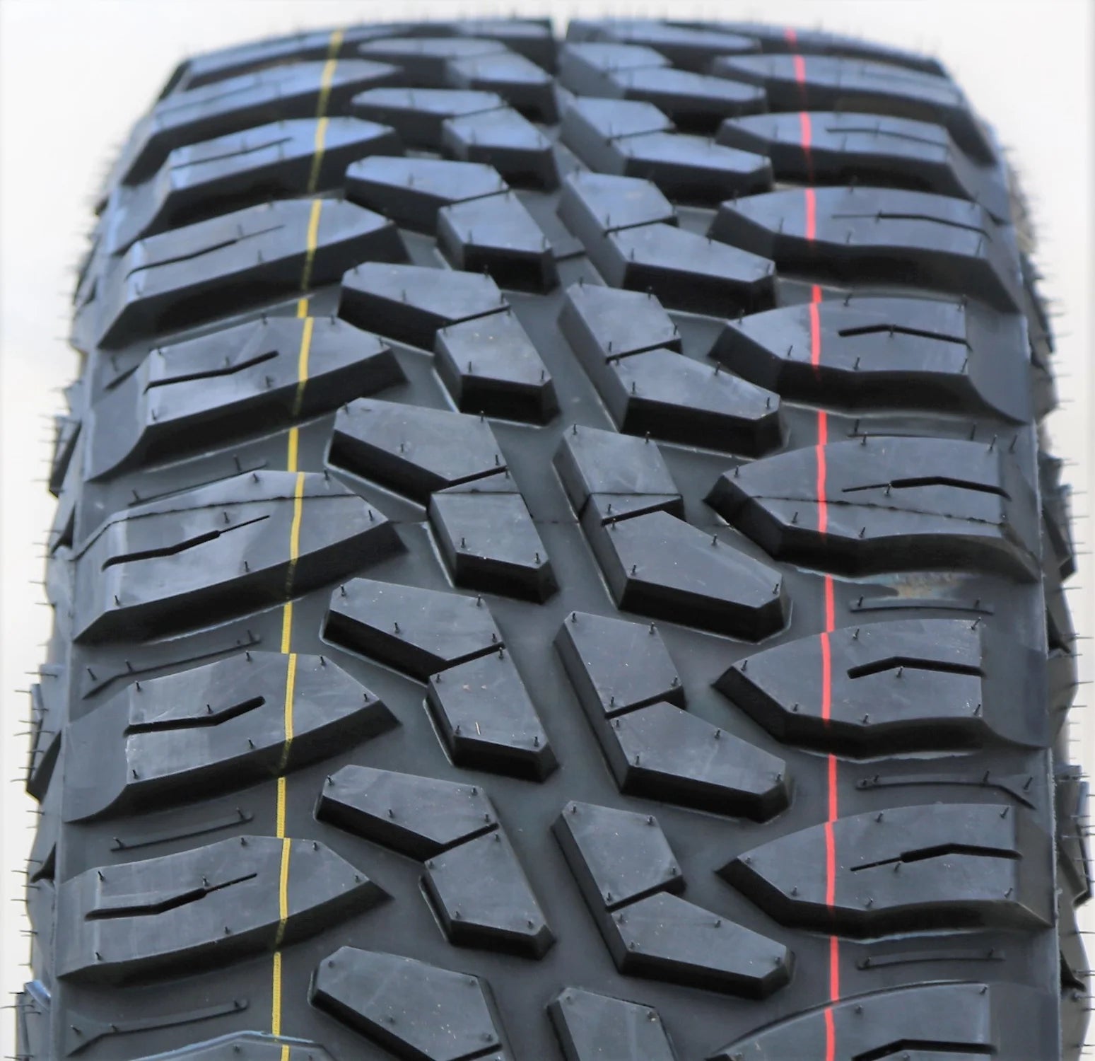 Set of 4  Mud Champ HD868 33X12.50R22 114Q E 10 Ply M/T Light Truck Tires